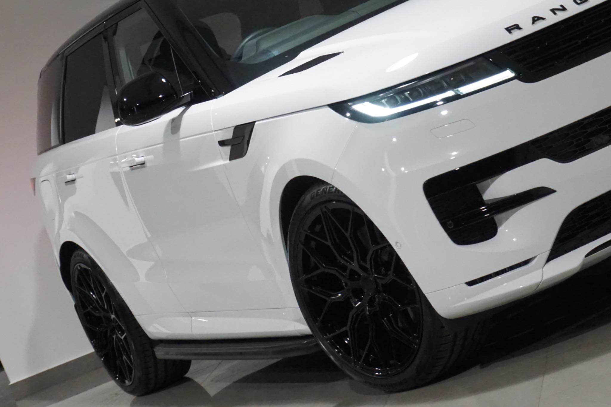 Land Rover Range Rover Sport 3.0 D300 MHEV Dynamic SE Auto 4WD Euro 6 (s/s) 5dr